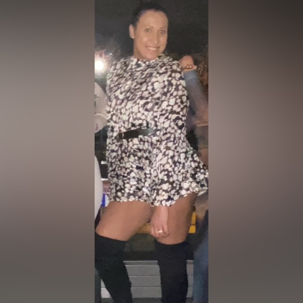 Endless Rose Monochrome Patterned Romper - image 3